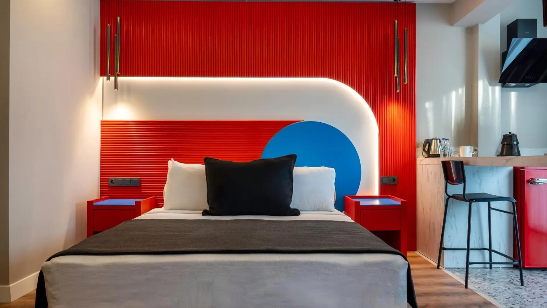 Lucky Monkey Midi Hotel Antalya