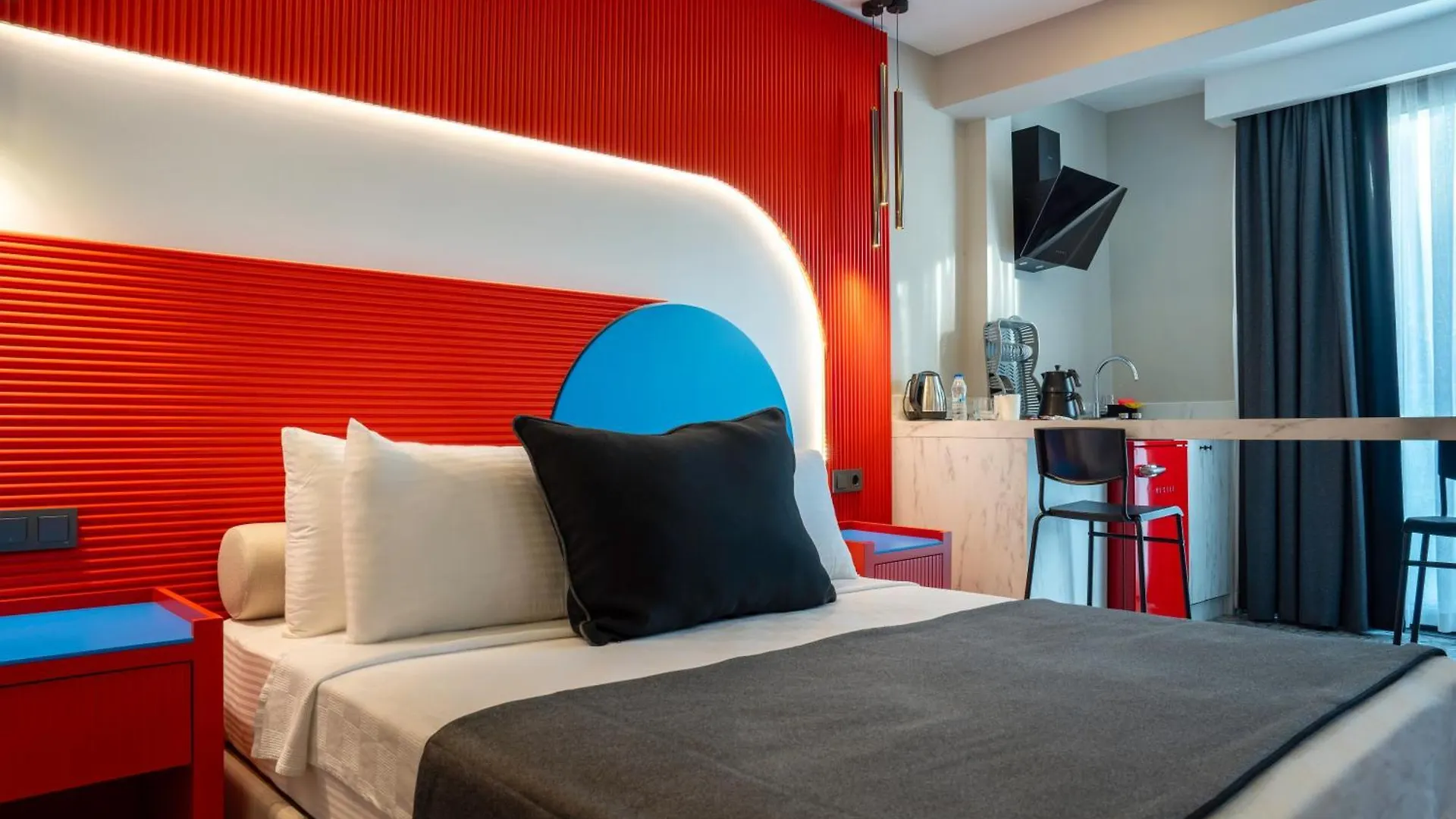 Lucky Monkey Midi Hotel Antalya