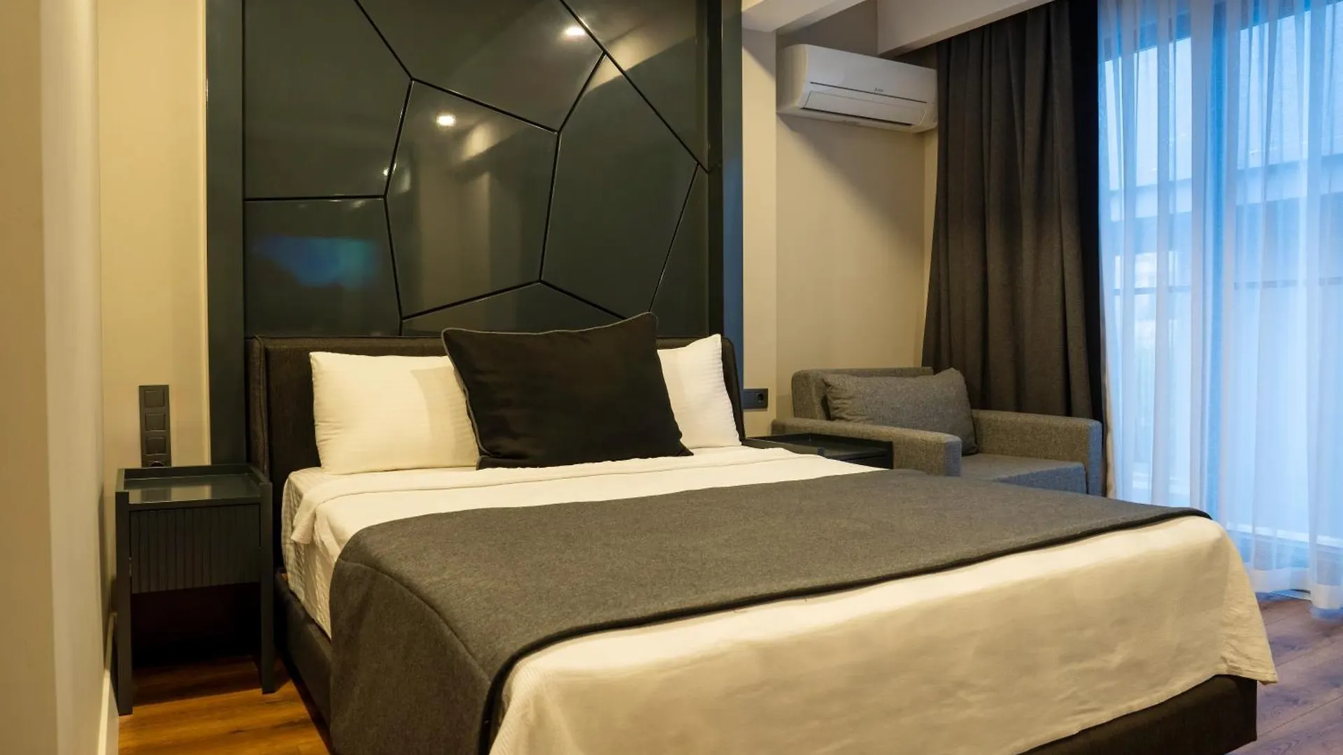 Lucky Monkey Midi Hotel Antalya 0*,  Turkey